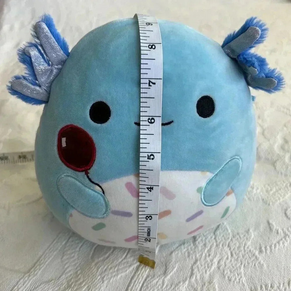 Squishmallows CLUTCH the Blue Axolotl w/ Balloon Sprinkles Exclusive Birthday - Picture 8 of 10